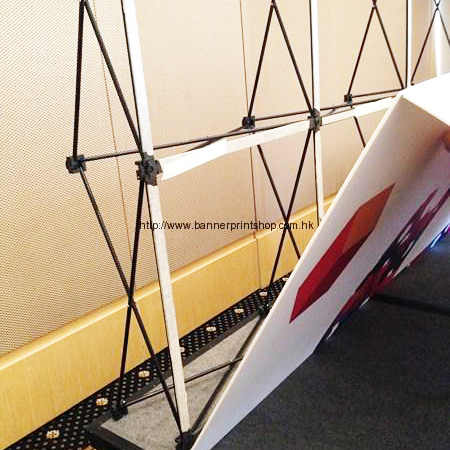 pop-up-display-foamboard-demonstration pop-up-display-foamboard-demonstration